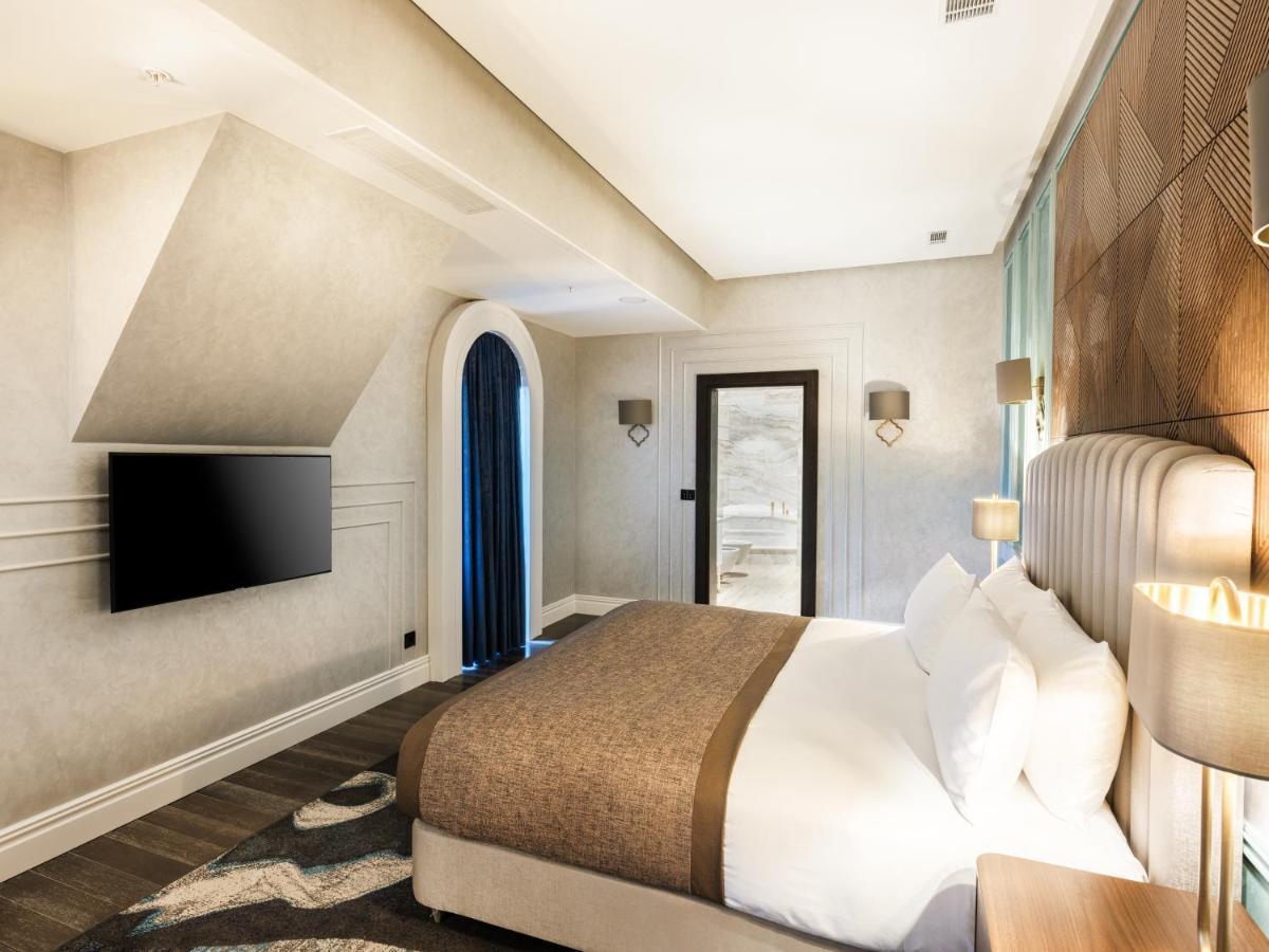 Intercontinental Baku By Ihg Otel Dış mekan fotoğraf A bedroom at the hotel