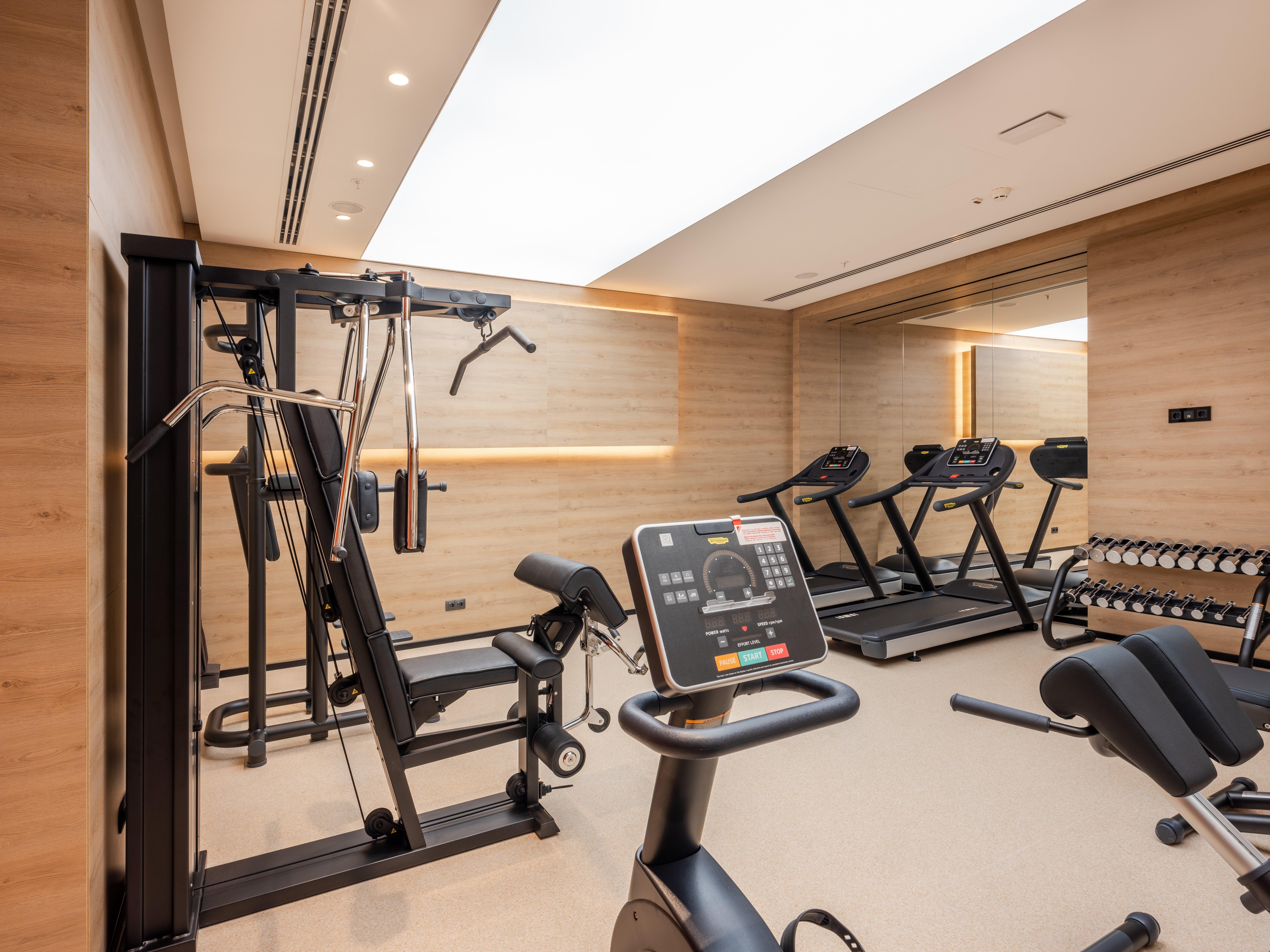 Intercontinental Baku By Ihg Otel Dış mekan fotoğraf The gym at the hotel