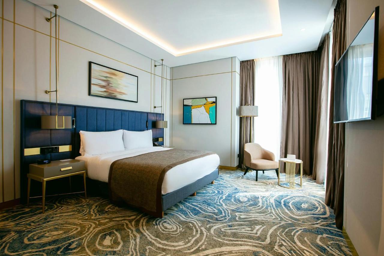 Intercontinental Baku By Ihg Otel Dış mekan fotoğraf Deluxe room