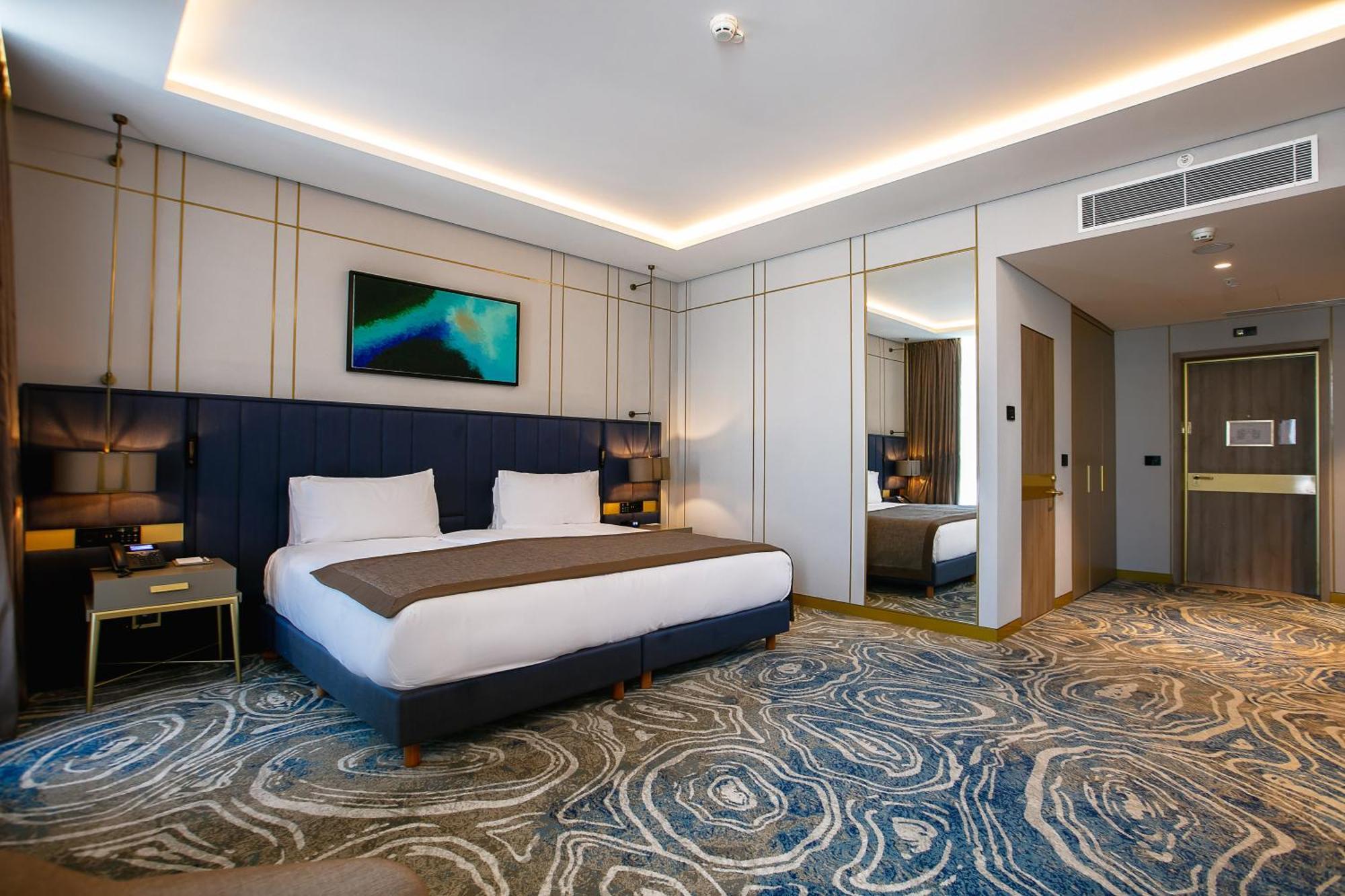 Intercontinental Baku By Ihg Otel Dış mekan fotoğraf Deluxe Room